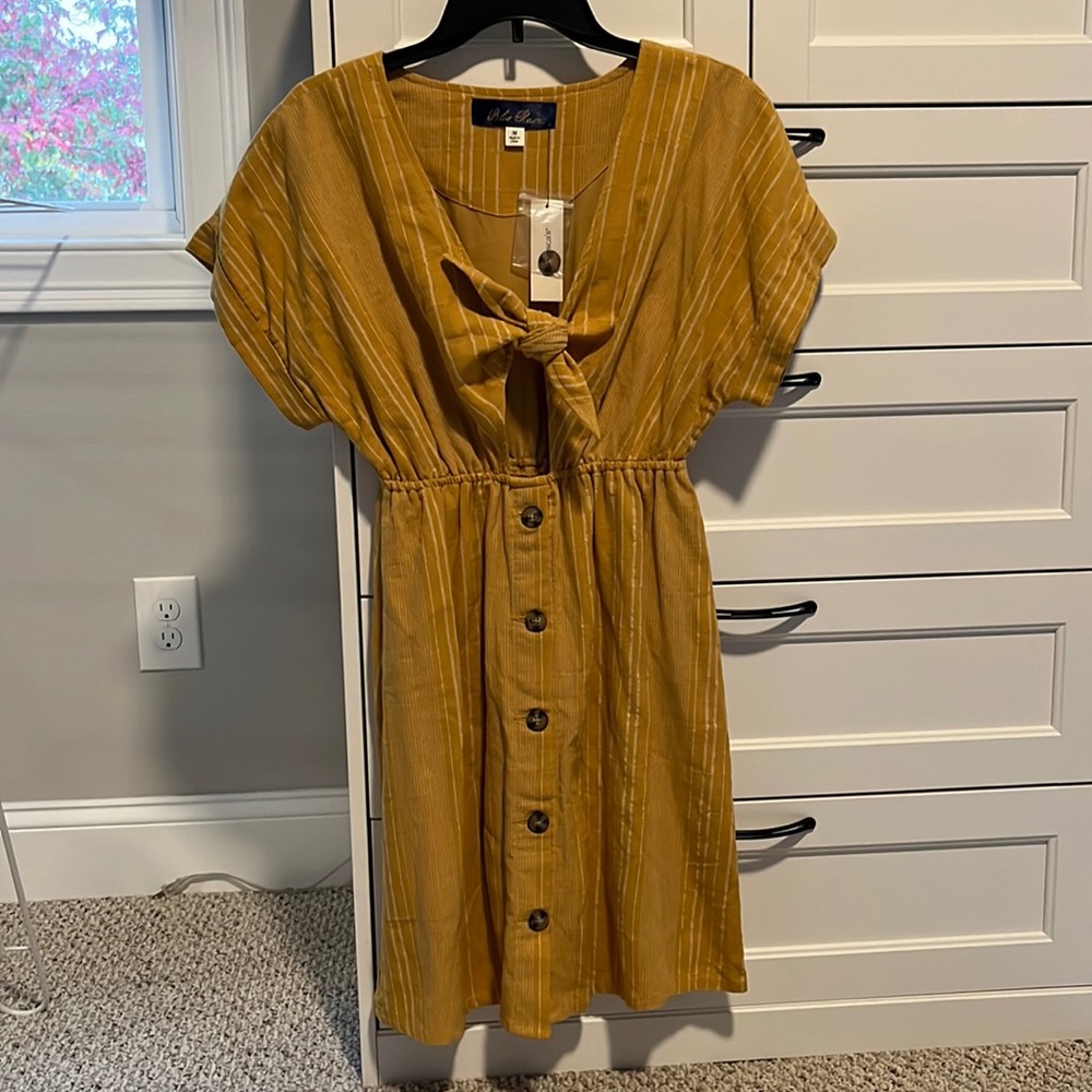 Women’s peep hole tie dress